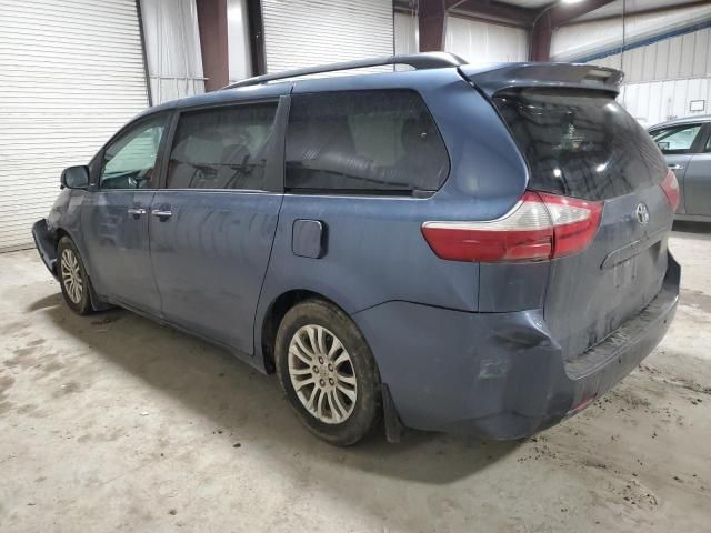 2015 Toyota Sienna XLE