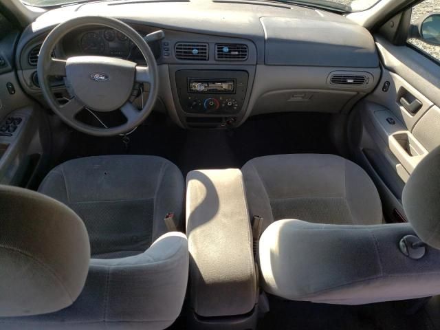 2005 Ford Taurus SE