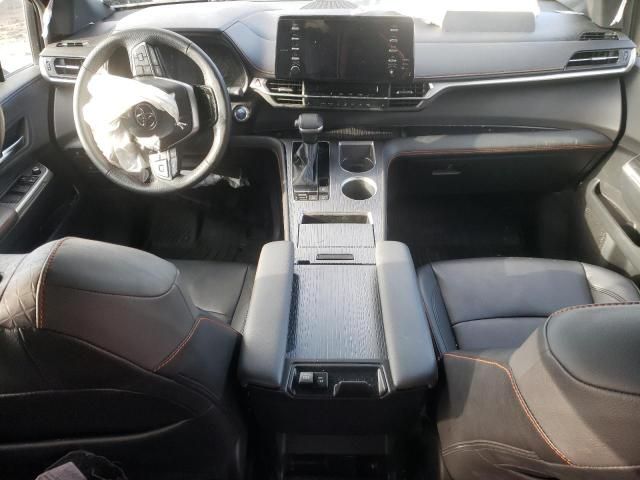 2021 Toyota Sienna XSE