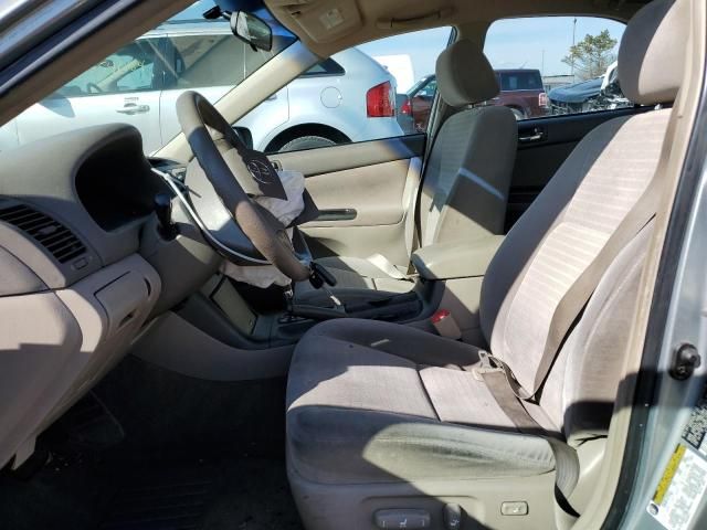 2005 Toyota Camry LE