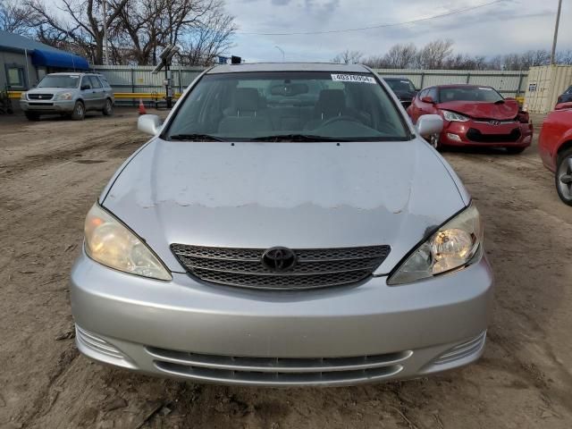 2004 Toyota Camry LE