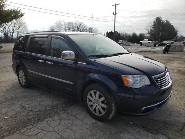 2015 Chrysler Town & Country Touring