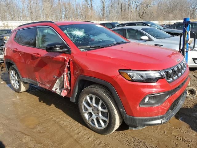 2023 Jeep Compass Latitude LUX