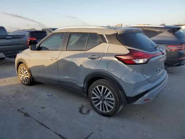 2022 Nissan Kicks SV