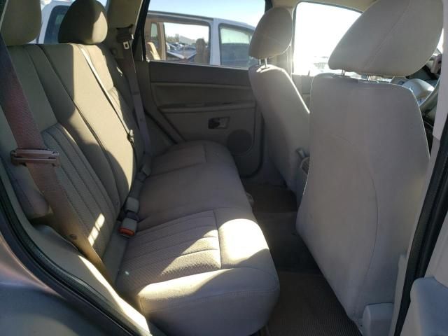 2005 Jeep Grand Cherokee Laredo