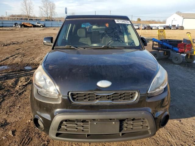 2013 KIA Soul +