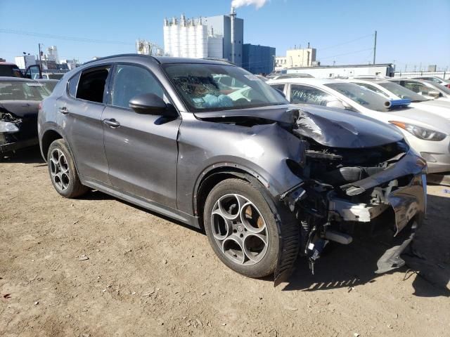 2018 Alfa Romeo Stelvio Sport