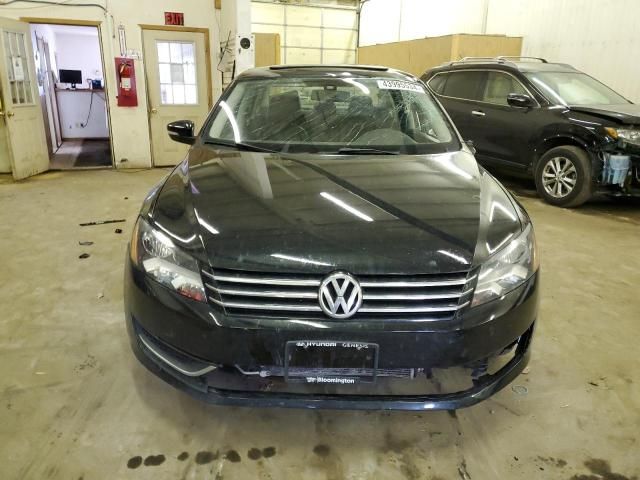 2013 Volkswagen Passat SE