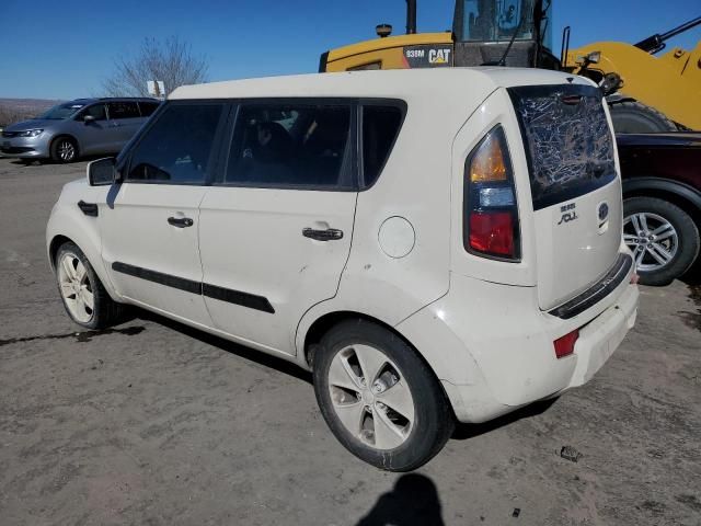 2011 KIA Soul +