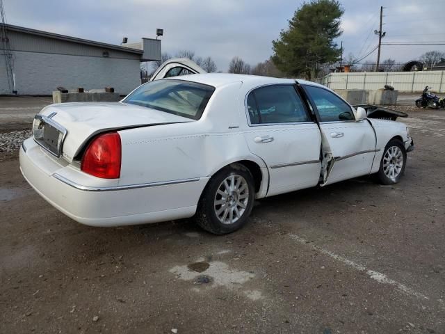 2007 Lincoln Town Car Signature