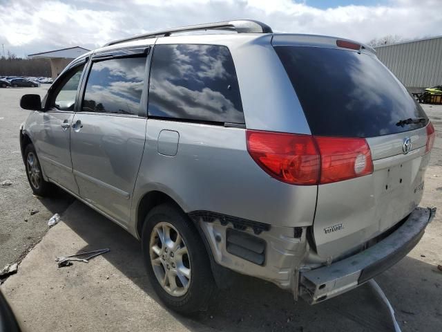 2006 Toyota Sienna LE