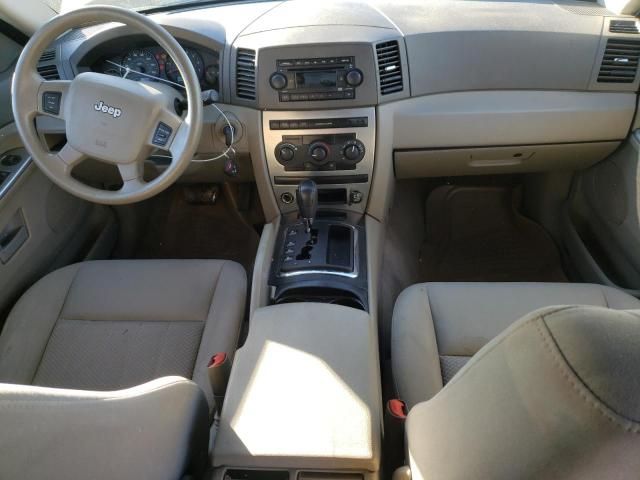 2005 Jeep Grand Cherokee Laredo