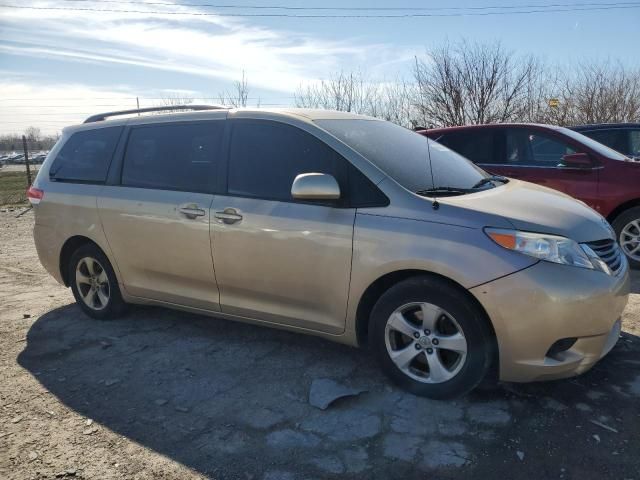 2011 Toyota Sienna LE