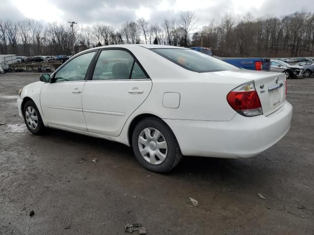 2005 Toyota Camry LE