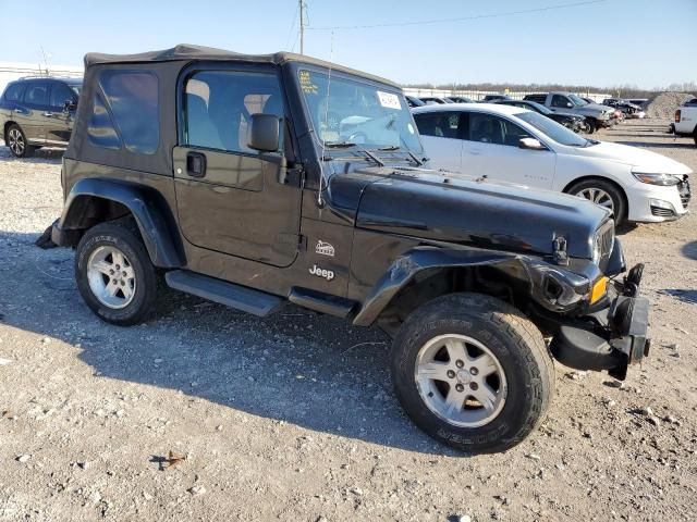 2004 Jeep Wrangler / TJ Sahara