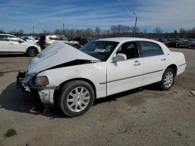 2009 Lincoln Town Car Signature Limited