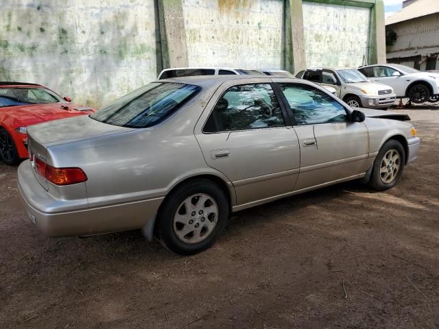 2000 Toyota Camry LE