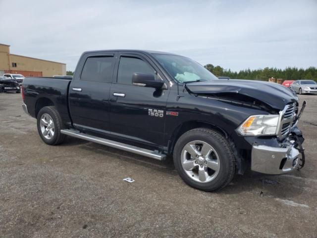 2015 Dodge RAM 1500 SLT