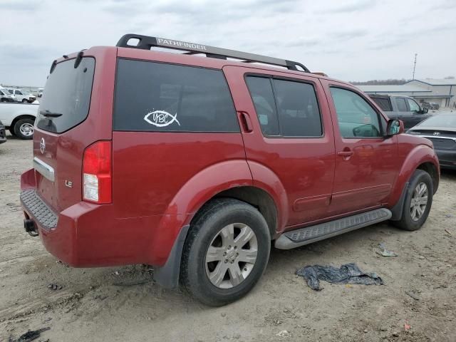 2005 Nissan Pathfinder LE