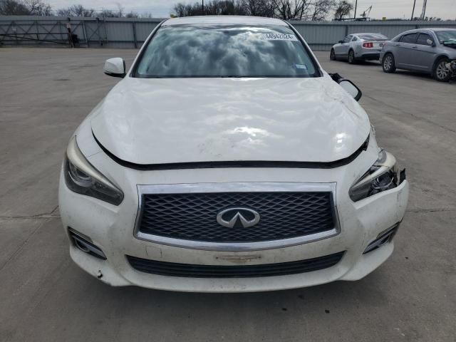 2016 Infiniti Q50 Premium