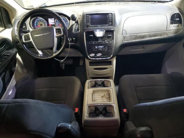 2011 Chrysler Town & Country Touring