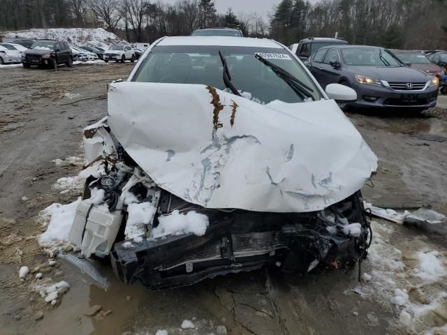 2015 Toyota Camry Hybrid