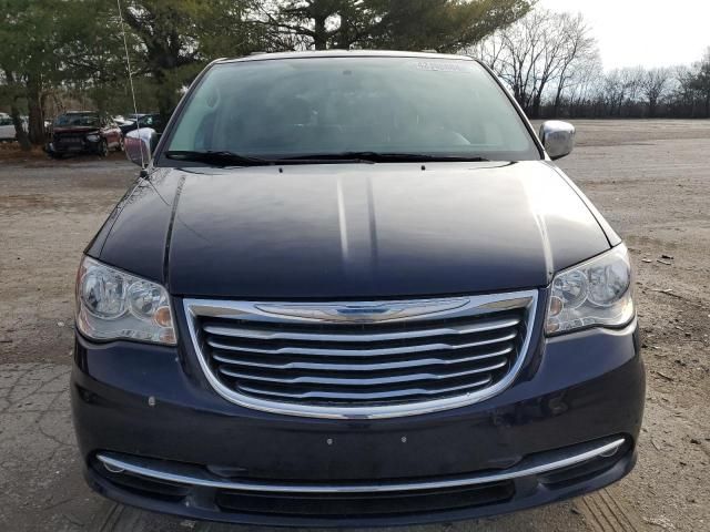 2015 Chrysler Town & Country Touring