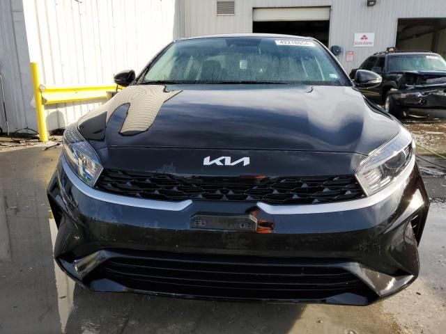 2023 KIA Forte LX