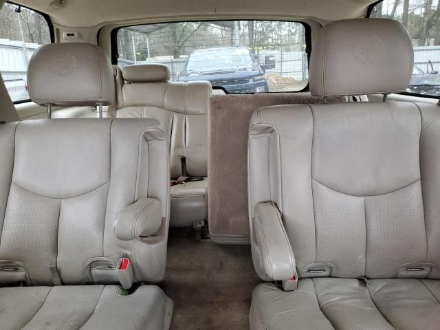 2004 Cadillac Escalade Luxury