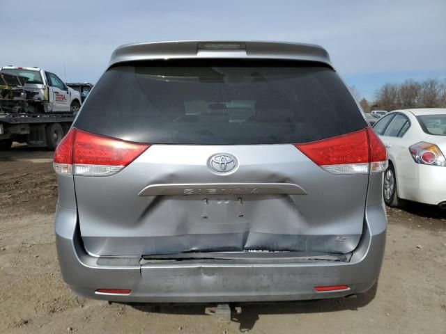 2012 Toyota Sienna LE