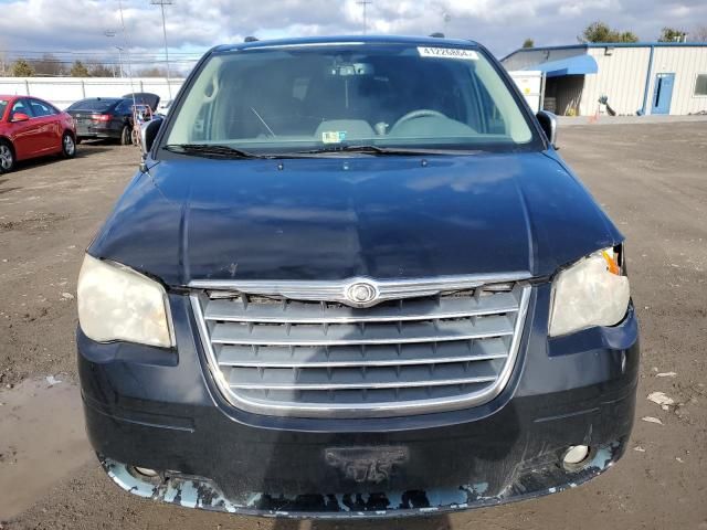 2010 Chrysler Town & Country Touring