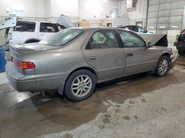 2000 Toyota Camry LE