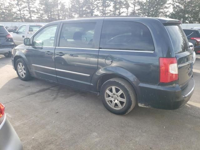 2013 Chrysler Town & Country Touring