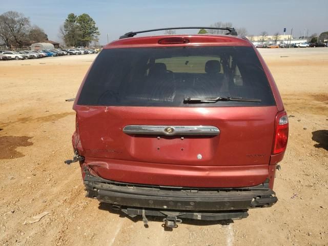 2006 Chrysler Town & Country Touring