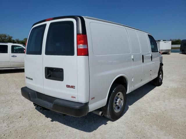 2022 GMC Savana G2500