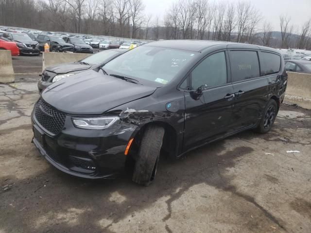 2022 Chrysler Pacifica Hybrid Touring L