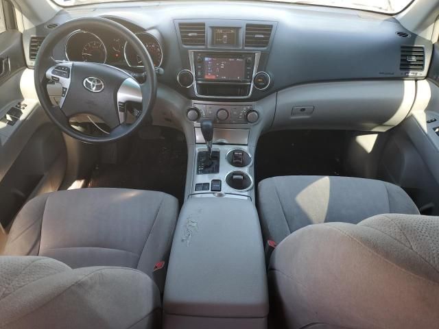 2013 Toyota Highlander Base