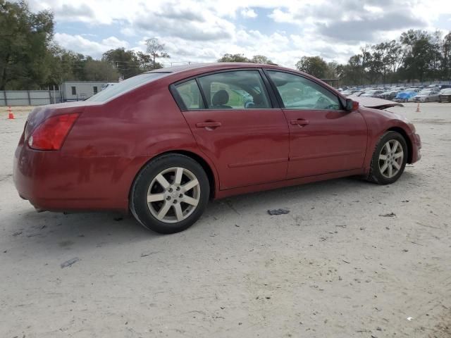 2004 Nissan Maxima SE