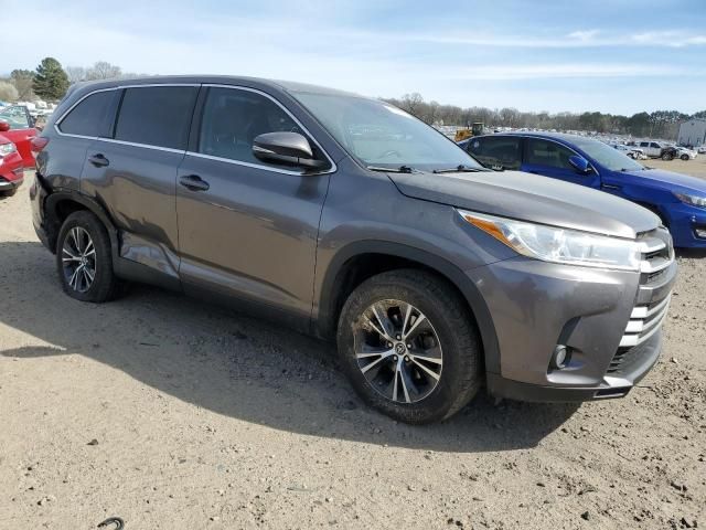 2019 Toyota Highlander LE