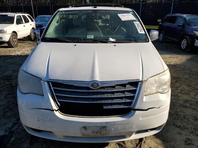 2010 Chrysler Town & Country Touring