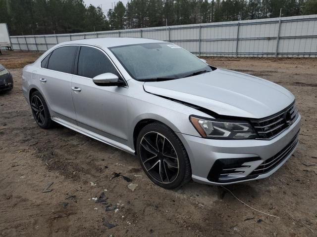 2017 Volkswagen Passat R-Line