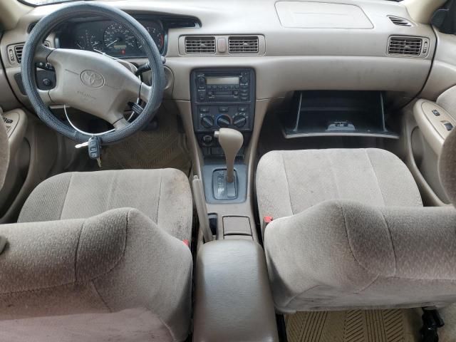 2000 Toyota Camry CE