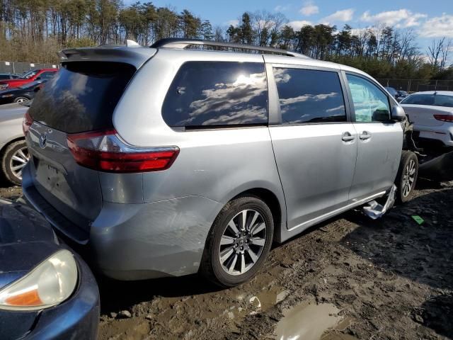 2020 Toyota Sienna LE