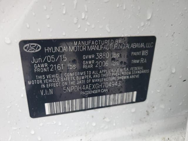 2016 Hyundai Elantra SE