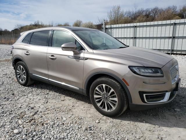 2019 Lincoln Nautilus Select