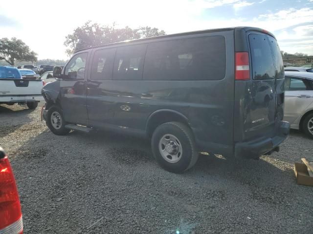 2017 Chevrolet Express G2500 LS