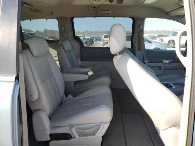 2008 Chrysler Town & Country Touring