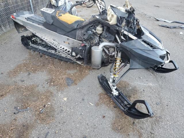 2009 Bombardier Snowmobile