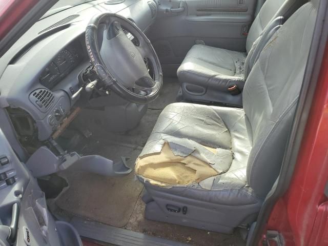 1997 Chrysler Town & Country LXI