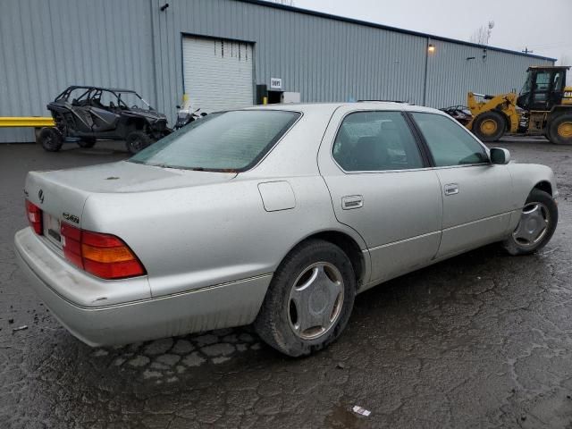 2000 Lexus LS 400